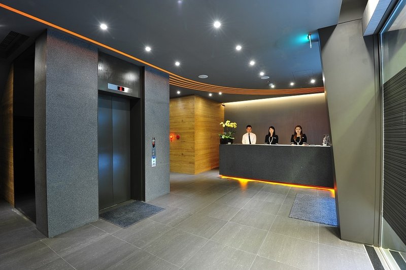 Forward suites II Lobby