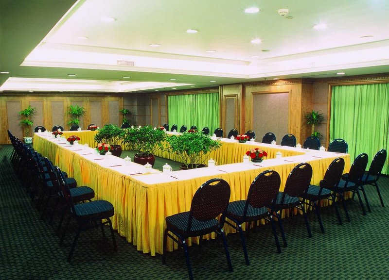 Jinyuan Hotel meeting room