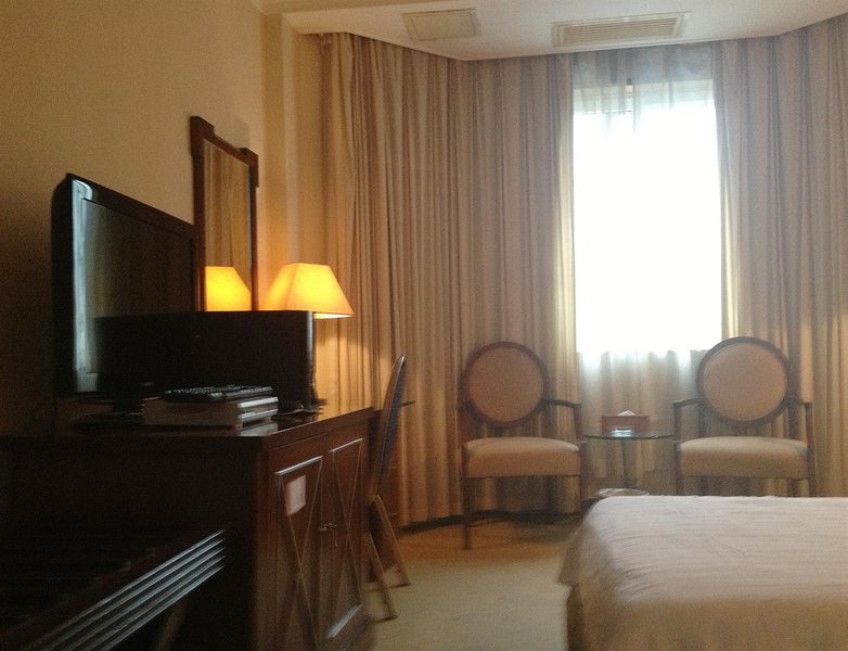 Jingsheng Hotel Guest Room