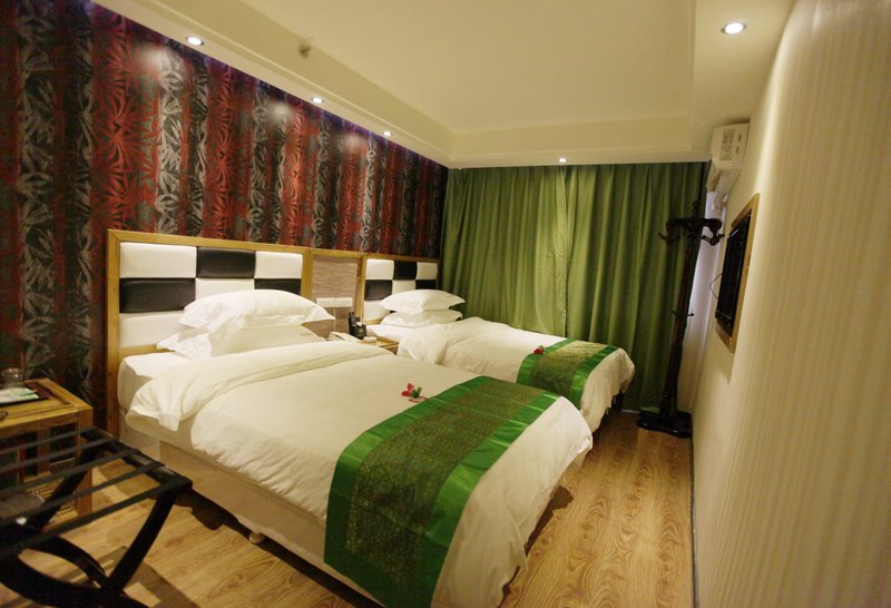 Pattaya Hotel Guest Room