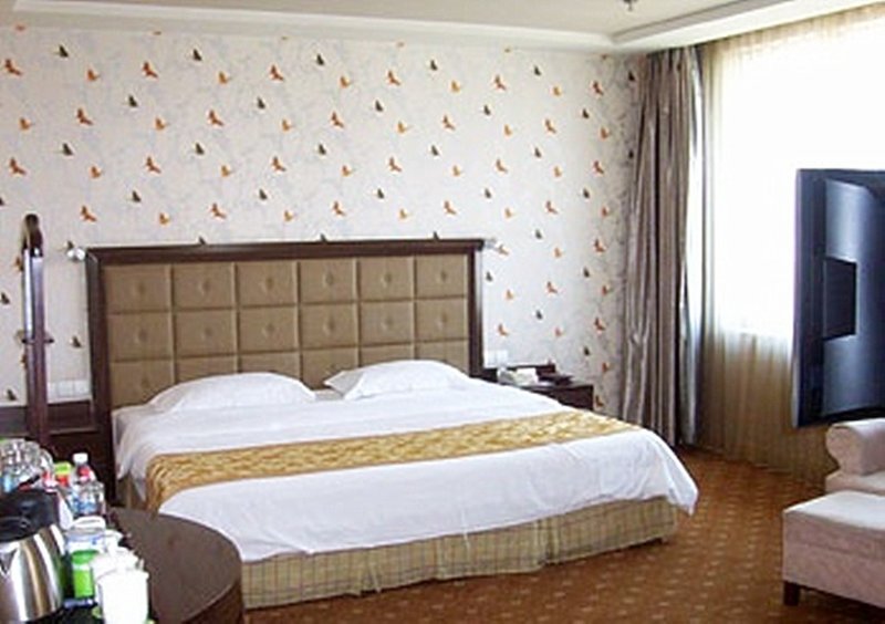 Chifeng golden Towers Hotel Guest Room