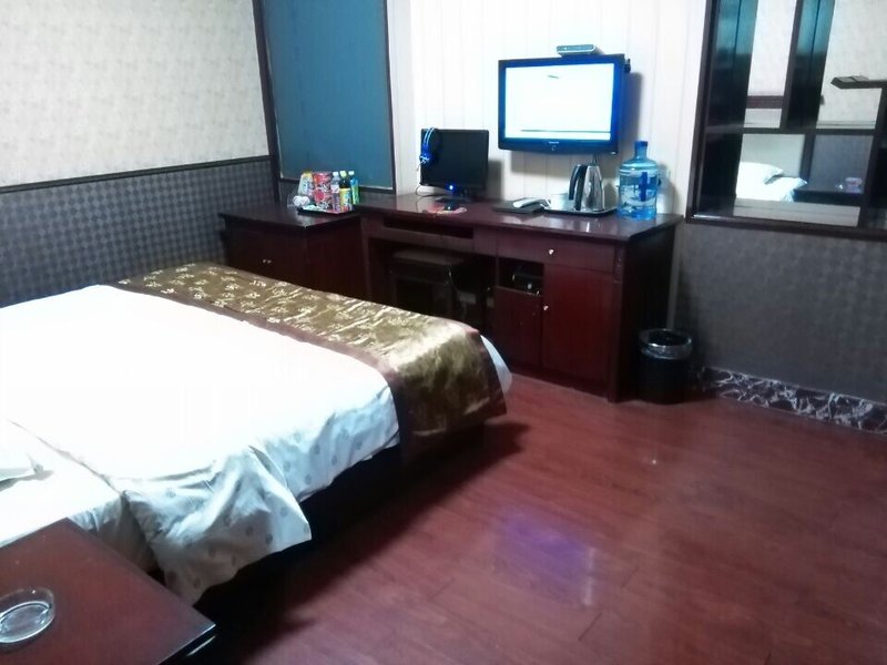 Qitian Business Hotel Guest Room