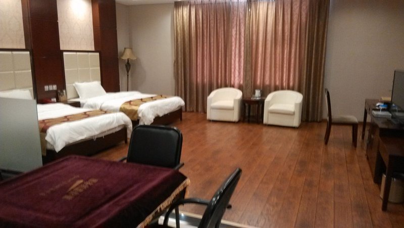 Qiubei County of plain Food limited liability companyGuest Room
