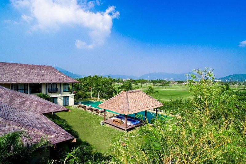 Yalong Bay Villas & Spa Over view