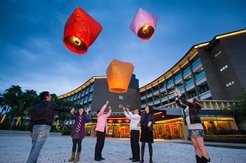 Luminous Hot Spring Resort Over view