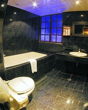 Seed hotel-Linsen hall 客房