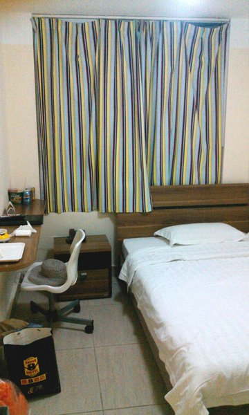 Super 8 Hotel Dadonghai Sanya Guest Room