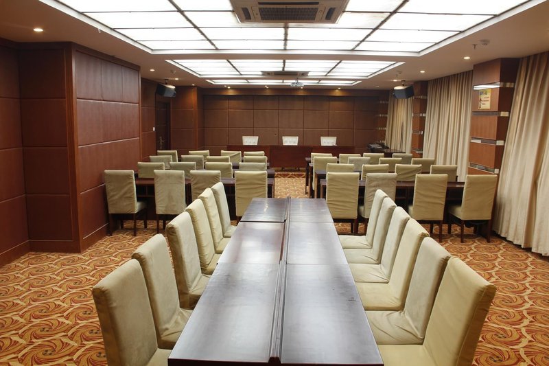 Laiwu Oriental Holiday Inn meeting room