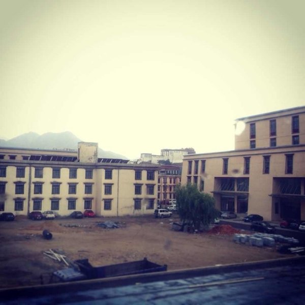 LASA YONGHEJU HOTEL Over view