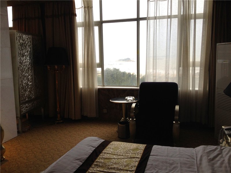 Jinhaiwan Hotel Guest Room