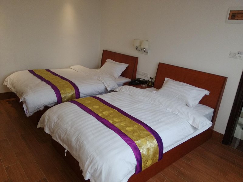 Qunxiong Hotel Guest Room