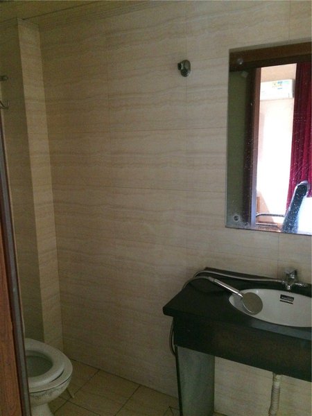 Landu Hostel Guest Room