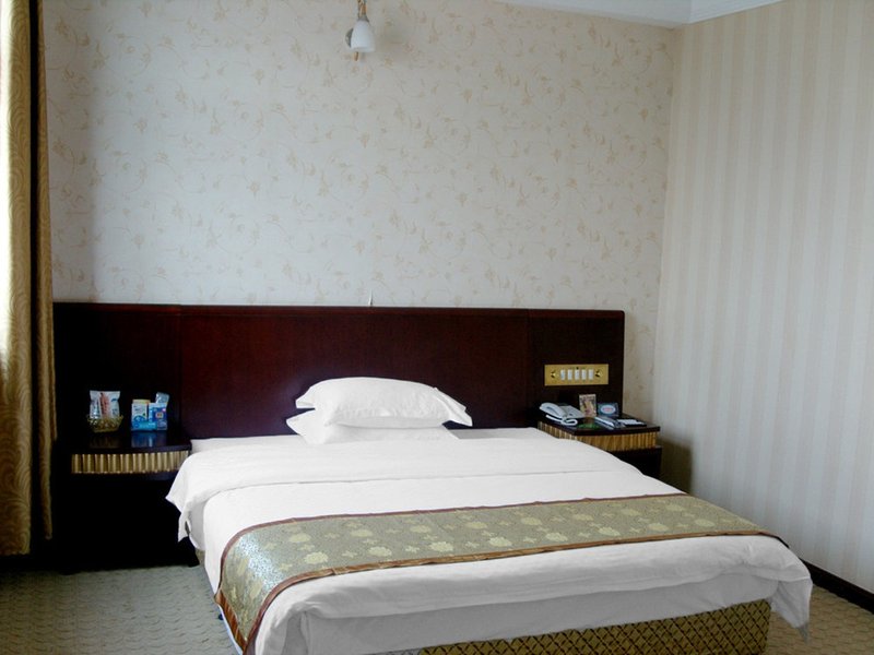 Tianhe Hotel Guest Room