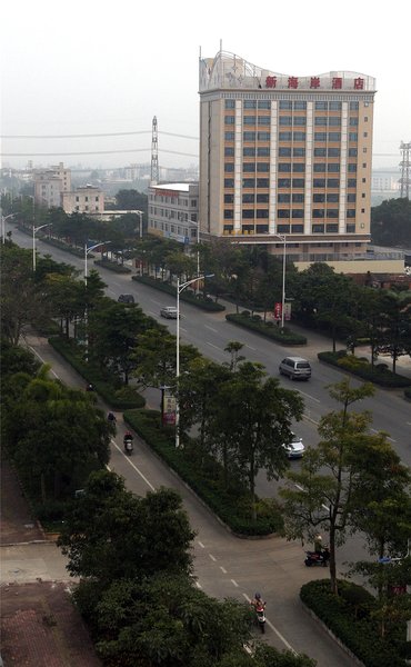 New Coast Hotel (Zhanjiang High Speed Railway Station) Over view