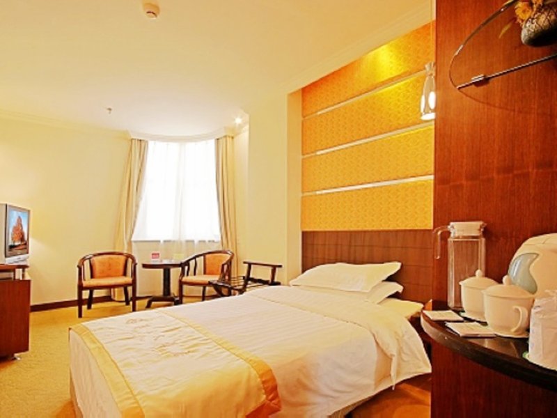 Zhenning Hotel Guest Room