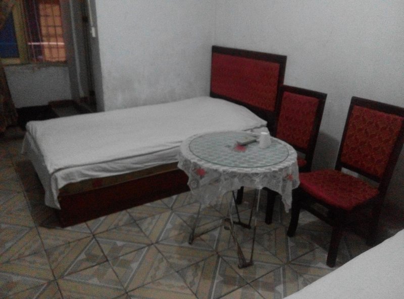 Wanhong Hostel Guest Room