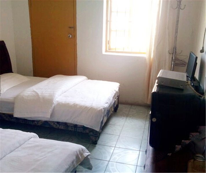 Dongxing Zhejiang Hotel Guest Room