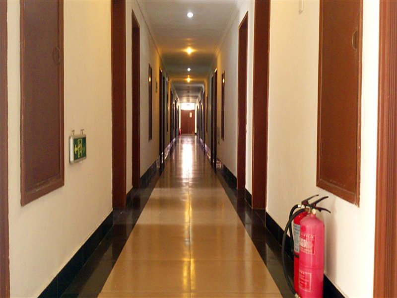 Chinese people's Political Consultative Conference National Training Center Beidaihe Palace HotelHotel public area