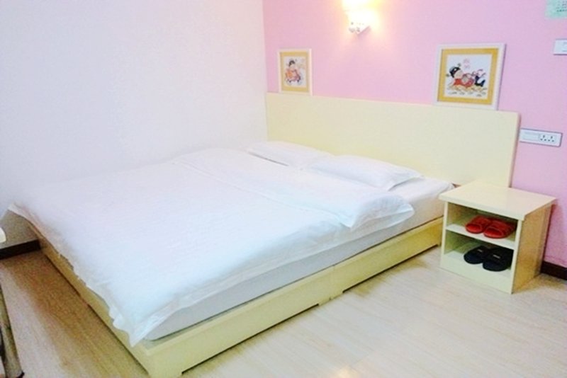 100liansuoguangmei Guest Room