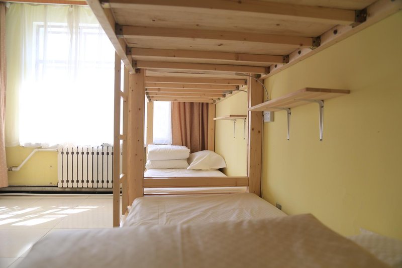 Anda International Youth Hostel Guest Room