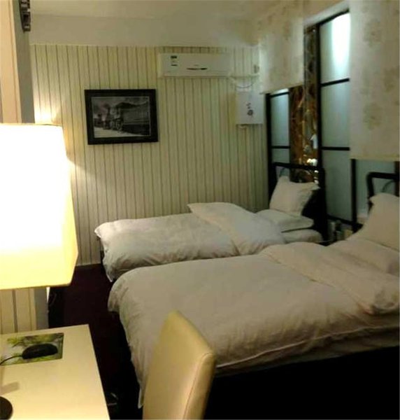 Luoyang Lechao Fashion Hostel Song County Guest Room