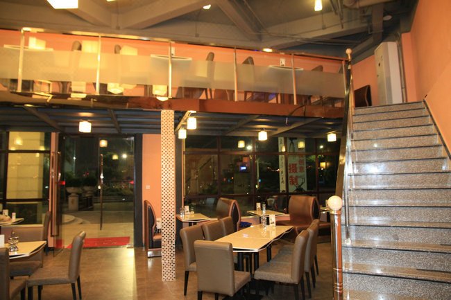 Seven Plus One HotelRestaurant