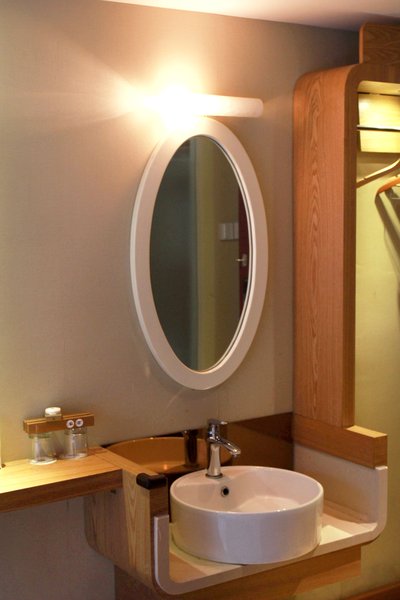 Youshe Boutique Hostel Guest Room