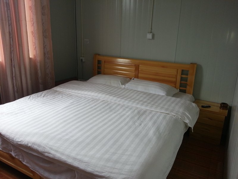 Langjiu Niqiu Hostel Guest Room