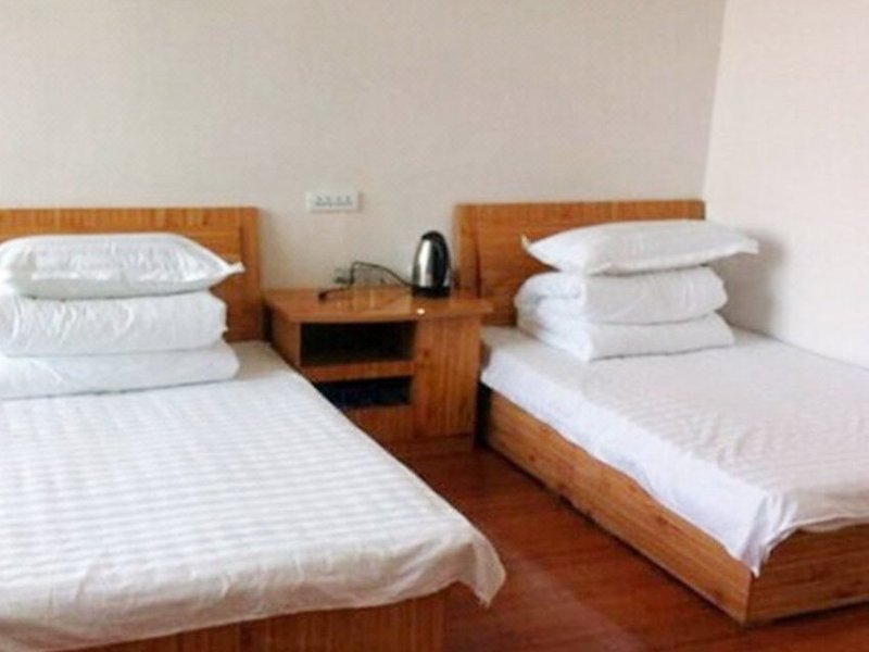 Zhongwei Lvzhoule Farm Stay Guest Room
