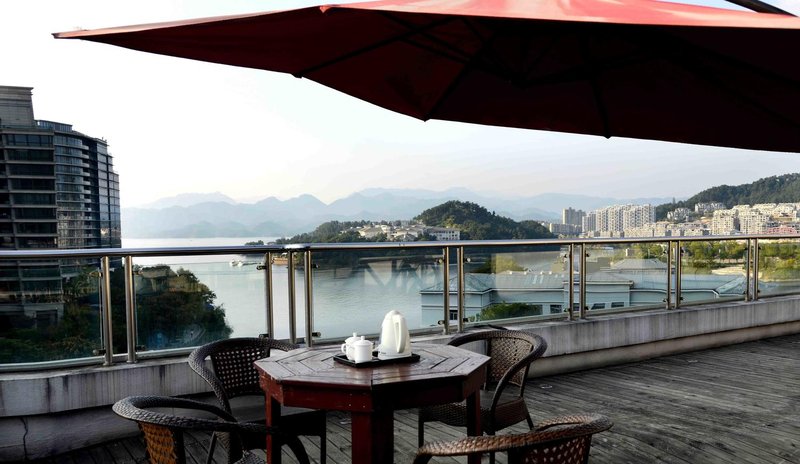 Qiandaohu Dangdai Holiday Hotel Over view