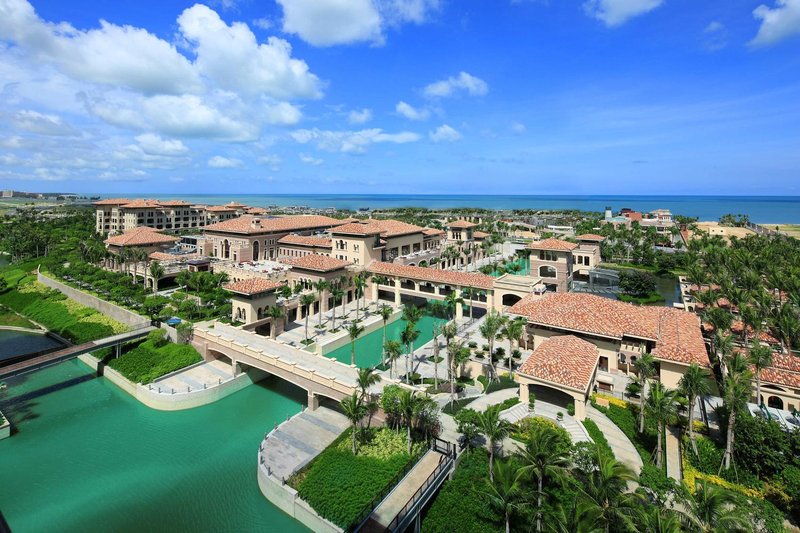 Wyndham Grand Plaza Royale Longmu Bay Over view