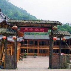 Houshan Yueyu Inn over view