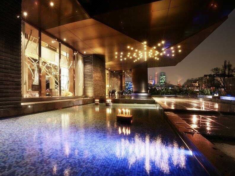 Yashi Hotel Over view