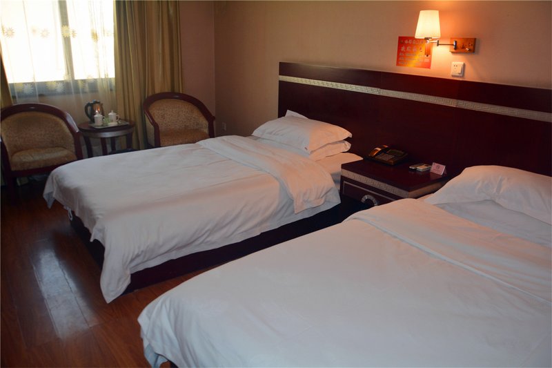 Hadele Hotel Guest Room