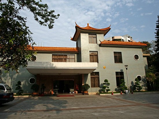 Yingbin Hotel over view