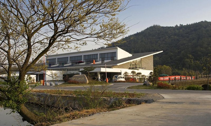 Yunquan Mountain Villa (Suzhou Executive Building) over view