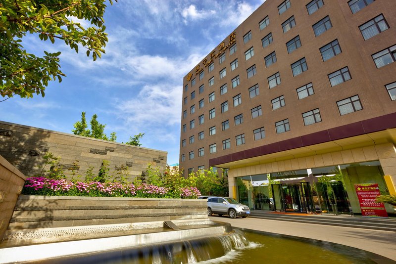 Tangninghui Hotel over view