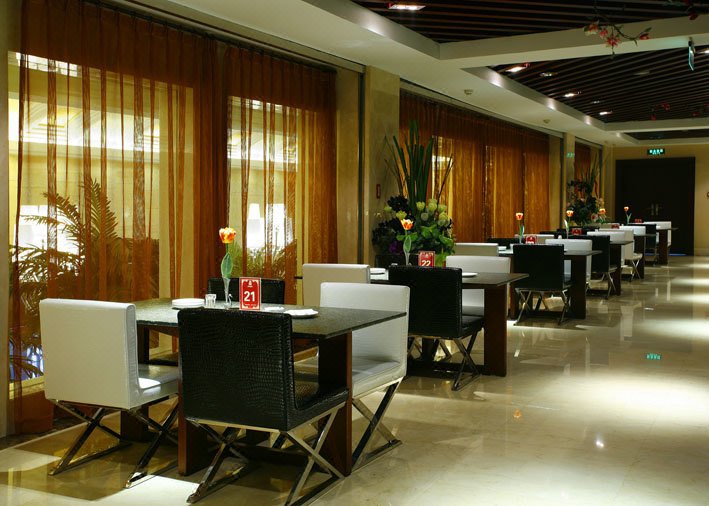 Zhong Zhou Da Lang Tao Sha Hotel Restaurant