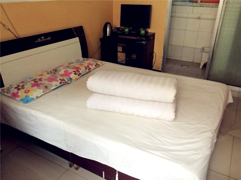 Yuelai Hotel Guest Room