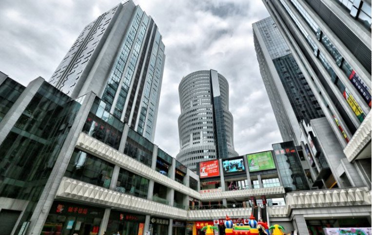 Today and today to the hotel Over view