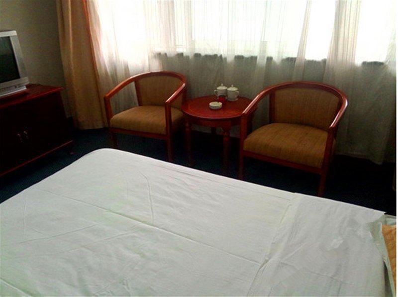 Pingshan Hot Spring Hotel Guest Room