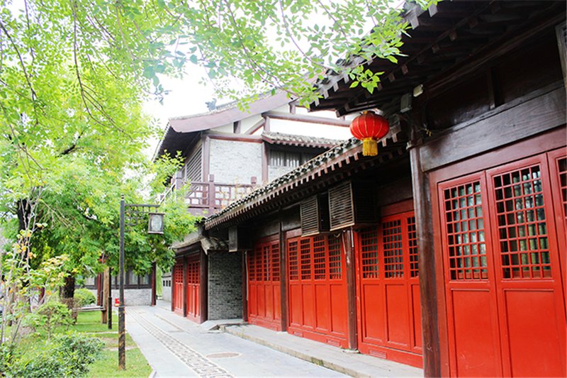 Guanyi Inn (Kaifeng Millennium City Park) Over view