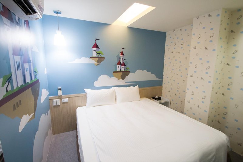 Morwing Hotel Fairy Tale Guest Room