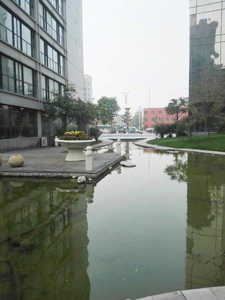 Homeinn (Handan East Railway Station Lianfang East Road Headquarters Base Shop)酒店外观