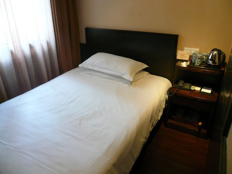 Baolong Home Hotel Jingan Shanghai Guest Room