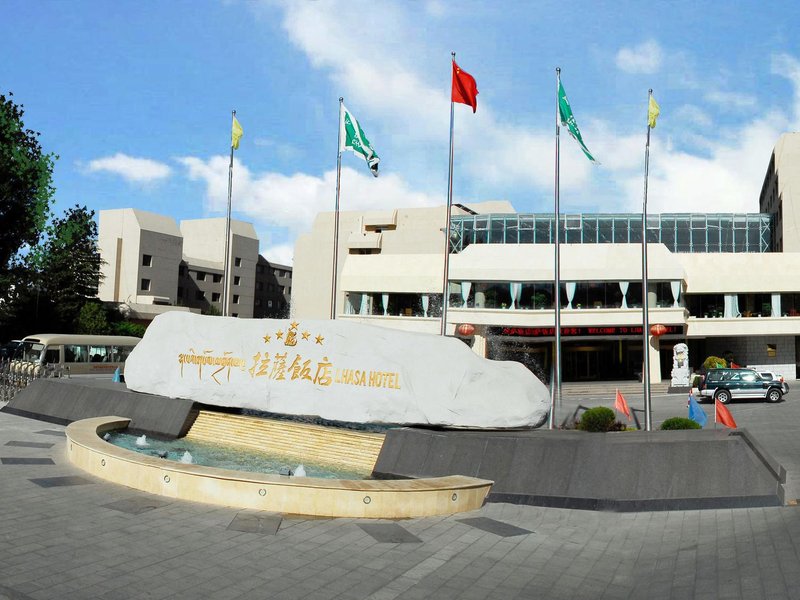 Lhasa Hotel over view