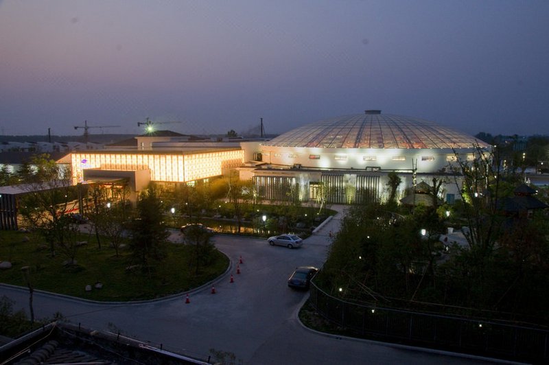 Qinhu Hot Spring Hotel Over view