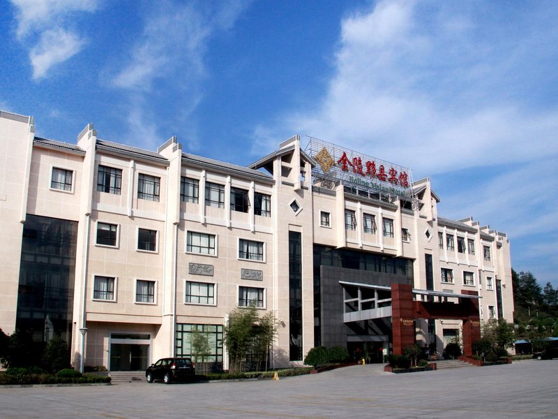 Yixian Hotel over view