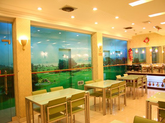 Yangtse River Hotel Restaurant