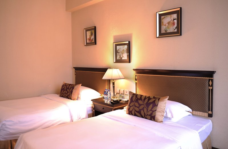 Royal City HotelGuest Room